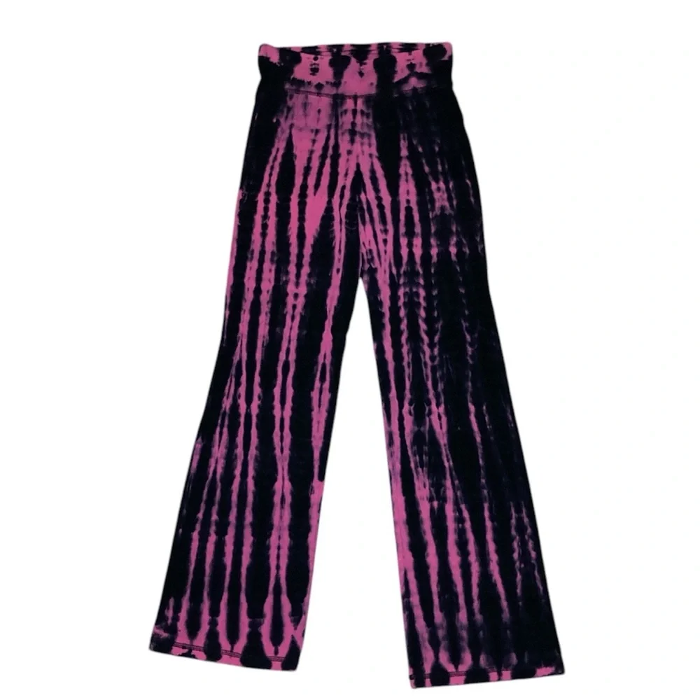 Bleach dyed tie dye leggings